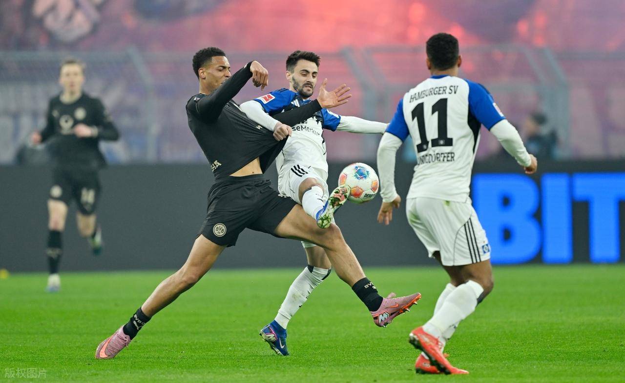 随着拜仁4-0，多特蒙德3-2，勒沃库森3-3，德甲最新积分榜出炉